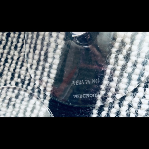 Vera Wang DUCHE88E ENCORE Lavender CHAMPAGNE Flute Pair *BRAND NEW* - Picture 10 of 16